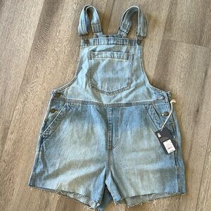 NWT Universal Thread overalls